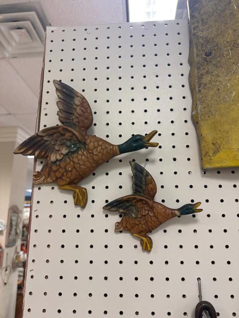 PAIR Hanging Flying Ducks