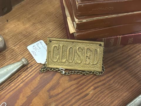 Open/ Closed Brass Hanger Small