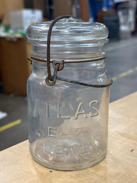 Atlas Jar w/ Lid