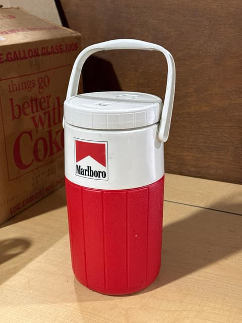 Marlboro Handled Cooler