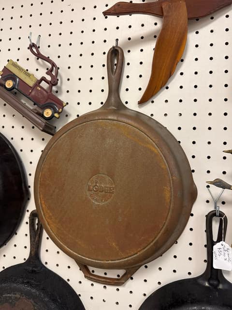 Lodge USA Heavy Cast Iron Pan
