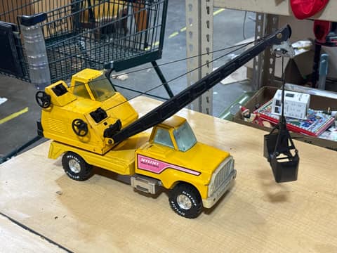 Nylint Truck Crane