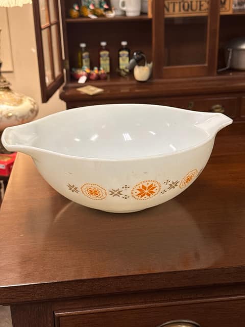 Pyrex Town and Country Mixing Bowl