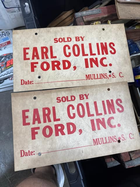 (1) 1976 Earl Collins Ford Paper License Plates