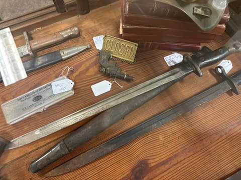 WW1 German Bayonet w/ Scabbard