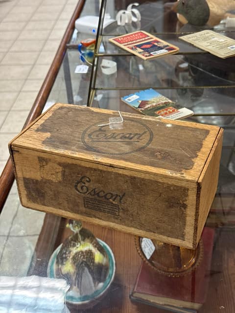 Escort Cigar Box