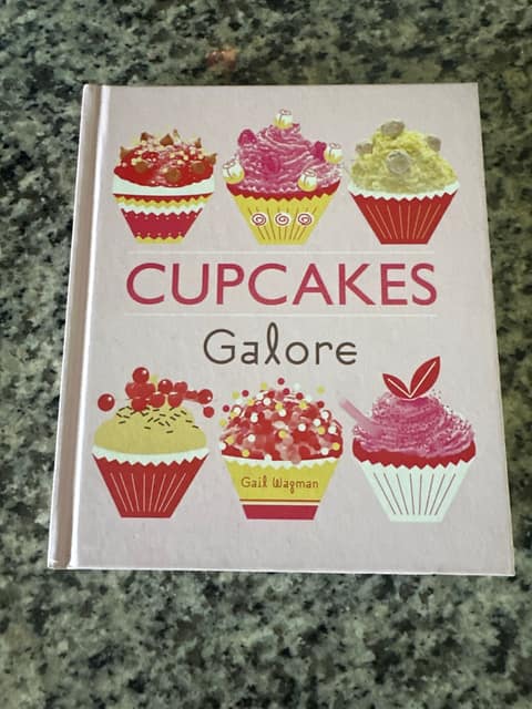 Cupcakes Galore