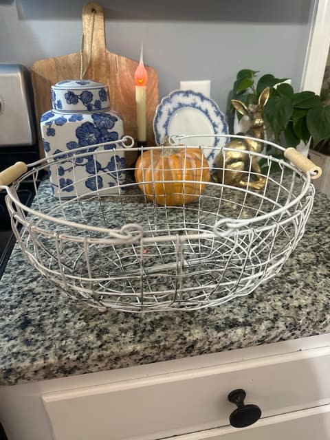 Wire basket