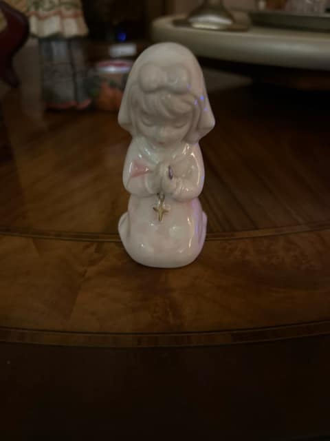 Praying Girl