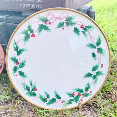 Mikasa Christmas cake plate