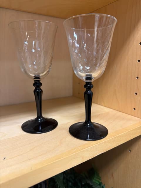 Pair black stem