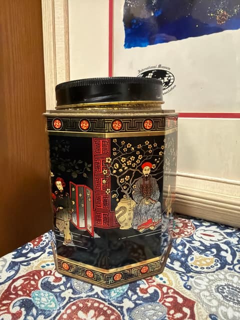 Black tin