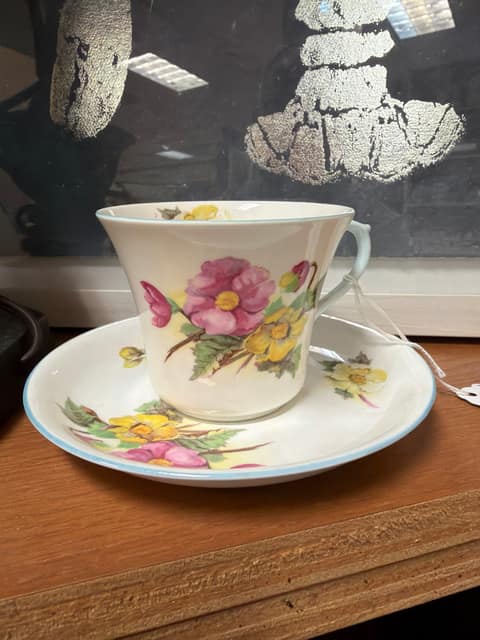 Shelley cup saucer set