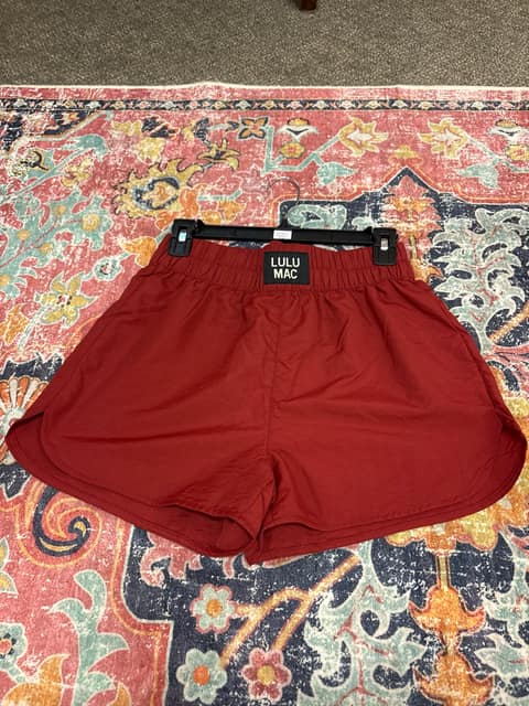 LULU MAC Shorts
