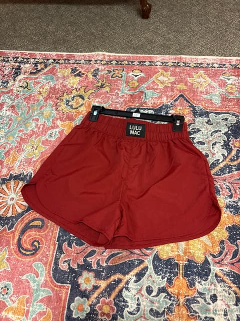 LULU MAC Shorts
