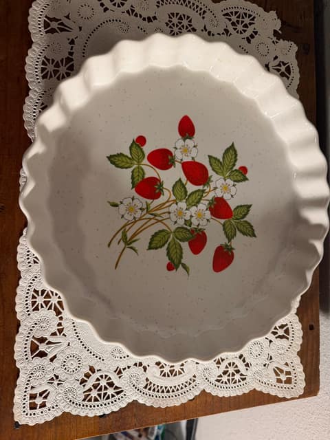 Berry Pie Plate