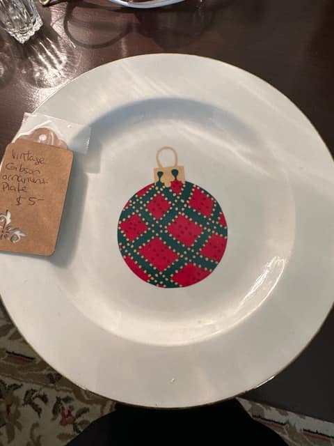 Vintage Gibson ornament plate