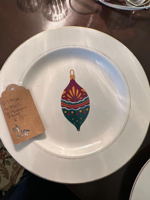 Vintage Gibson ornament plate