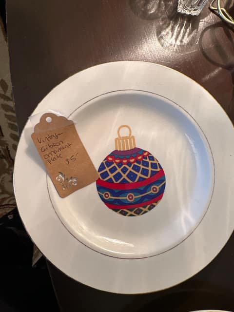 Vintage Gibson ornament plate